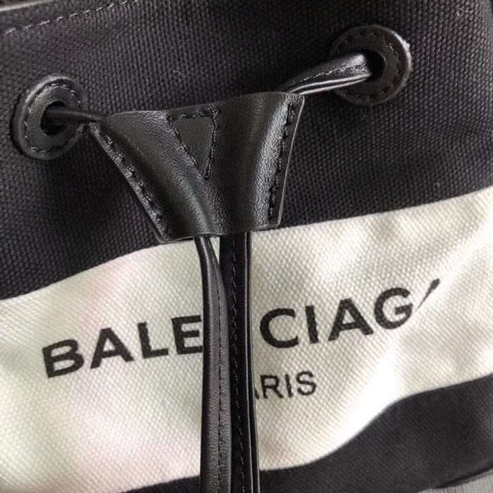 BALENCIAG巴黎世家 帆布抽帶水桶包 帆布配牛皮 抽帶開合 配子母袋 全網最高品質  BL1330